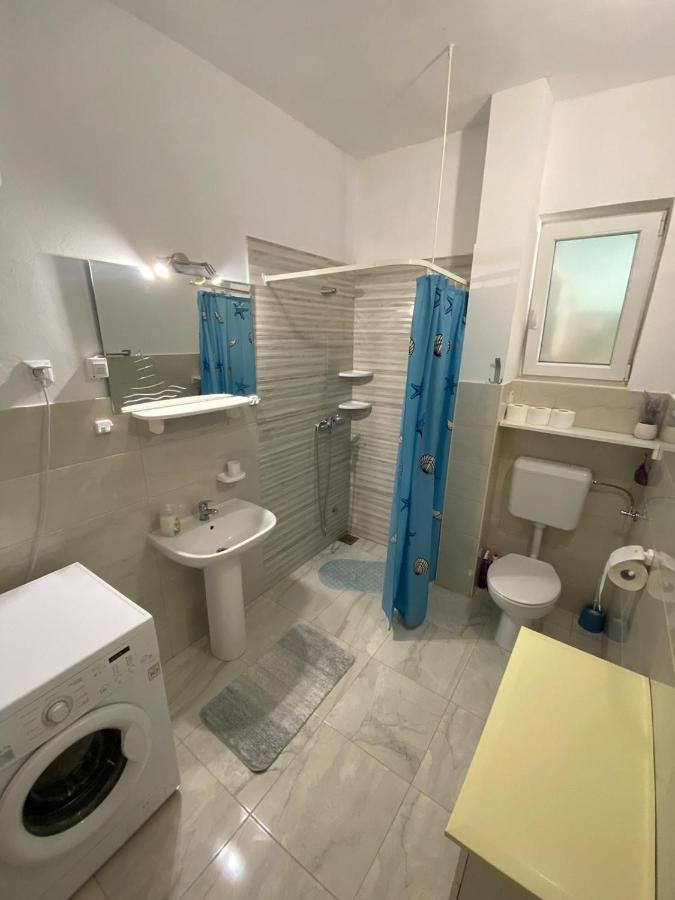 Apartmani Milka Vrsi Zewnętrze zdjęcie